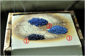 步驟四：實(shí)驗(yàn)結(jié)果染色砂顏色褪去，燒結(jié)砂略微褪色 陶瓷砂顏色不變
